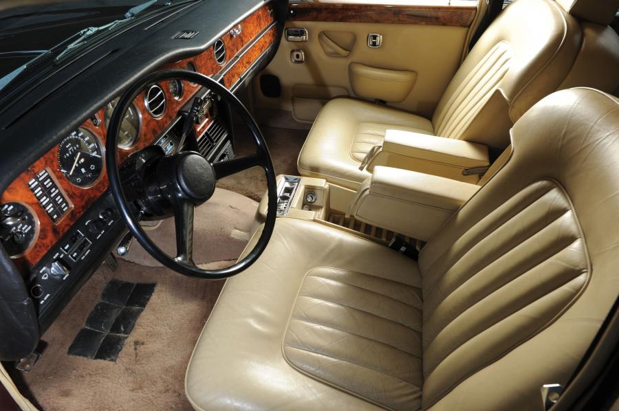 Rolls-Royce Silver Wraith II Saloon 1977 года  (фото 9 из 11)